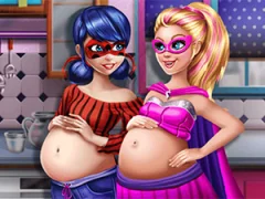 Hero Dolls Pregnant BFFs เกมออนไลน์