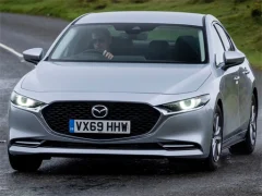 Peli Mazda 3 Sedan verkossa
