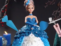 Spill Icing On Doll Cake online