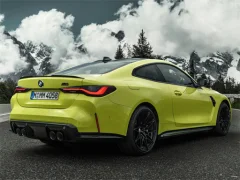BMW M4 Coupe Puzzle — لعبة مجانية اون لاين