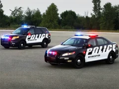 Police Cars Puzzle — لعبة مجانية اون لاين