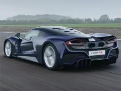 Hennessey Venom F5 Puzzle — لعبة مجانية اون لاين