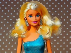 Blonde Dolls Hairstyle Jigsaw — لعبة مجانية اون لاين