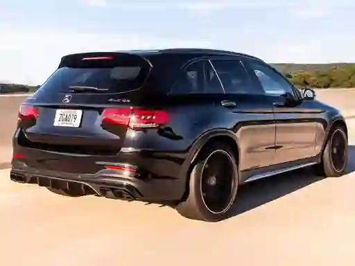 Mercedes-Benz GLC63 — 無料オンラインゲーム