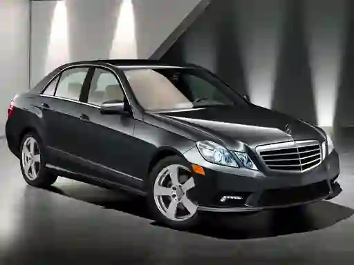 E-Class Sedan Puzzle — free online game