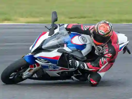 BMW S1000RR — free online game