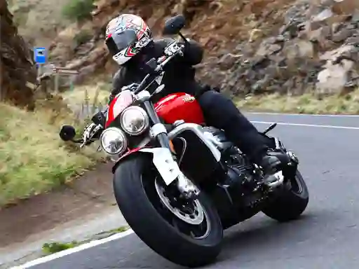 Triumph Rocket 3 — free online game