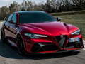 Alfa Romeo Giulia GTA Slide